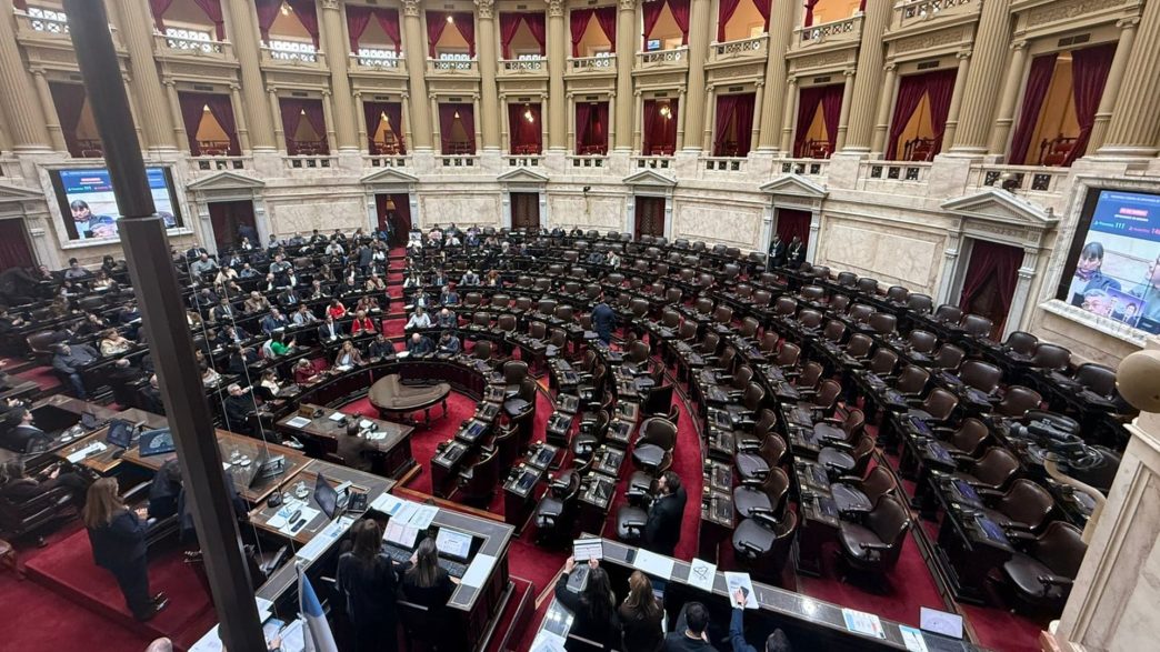 El oficialismo impidió la interpelación a Adorni en Diputados