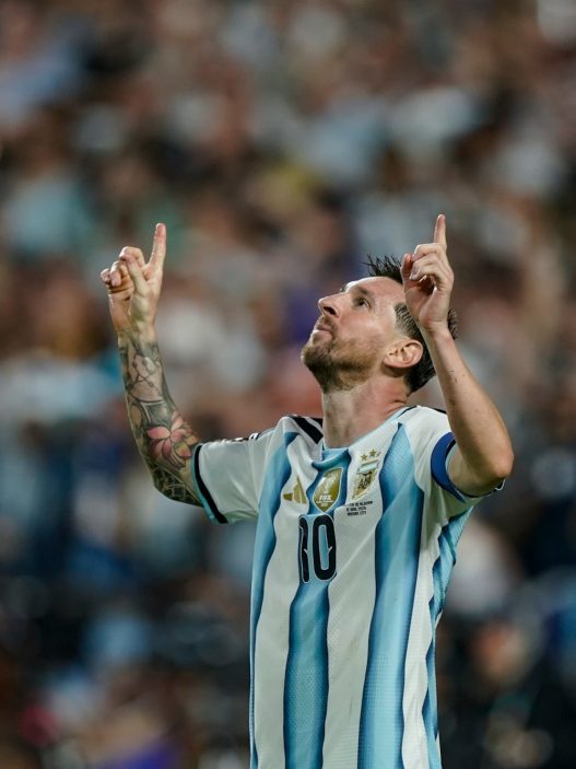 Argentina's Dominant Start in World Cup 2026 with Messi's Hat-Trick