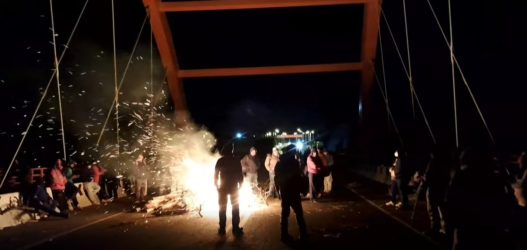 Paro indefinido en Moquegua: Bloqueos afectan transportes en la Panamericana Sur