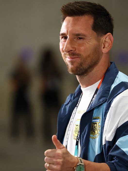 Lionel Messi reflexiona sobre su desempeño y elogia a Ronaldo
