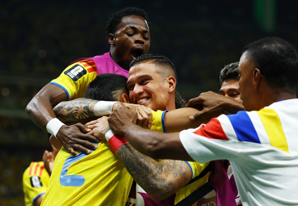 Colombia logra clasificación a dieciseisavos tras vencer a RD Congo