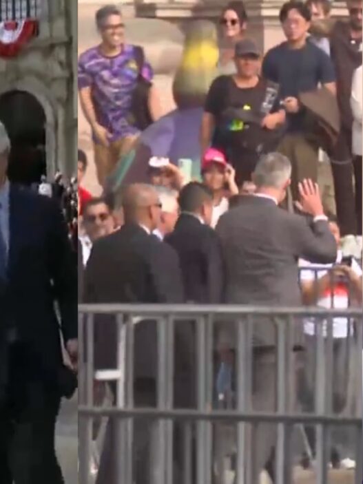 Felipe VI camina entre ciudadanos en Lima durante su visita oficial