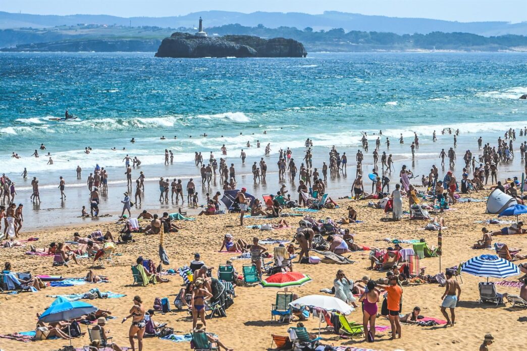 Advertencia meteorológica en 7 CCAA por calor, viento y tormentas