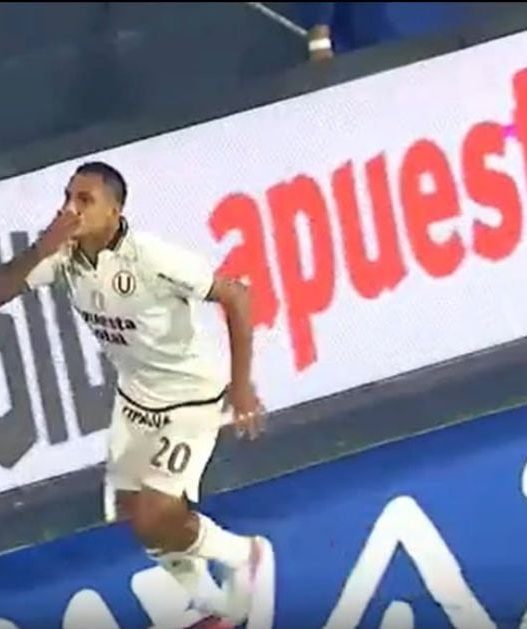 Alex Valera Scores with Assist from Gianluca Lapadula in Universitario vs Alianza Lima Match