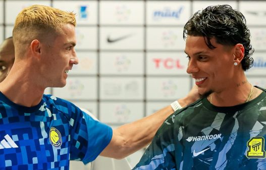 Richard Ríos recibe reconocimiento de Cristiano Ronaldo en Arabia Saudita