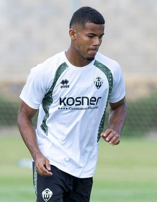 Matías Orozco hace su debut exitoso con el Castellón en la Segunda División española