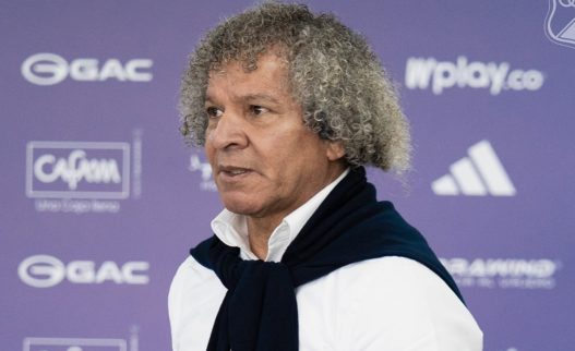 Alberto Gamero busca más títulos con Millonarios y refuerzos para el equipo