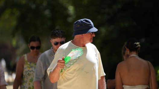 Avisos de calor para once comunidades con temperaturas que alcanzarán los 40 grados