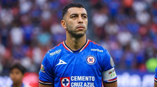 Erik Lira enfrenta el revés del fichaje fallido al Mónaco mientras recibe apoyo de Cruz Azul y sus seguidores