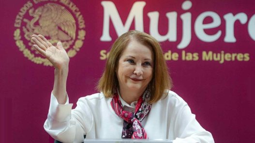 Laura Itzel Castillo toma posesión de la Secretaría de las Mujeres