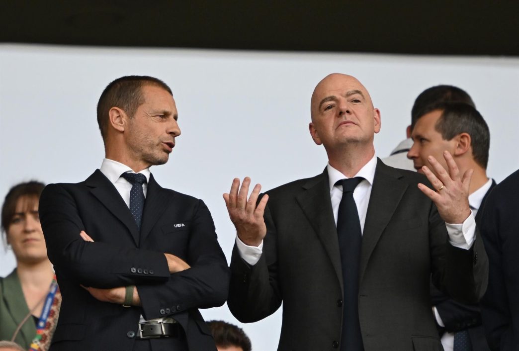 La FIFA critica a la UEFA por su 'campaña de desprestigio'