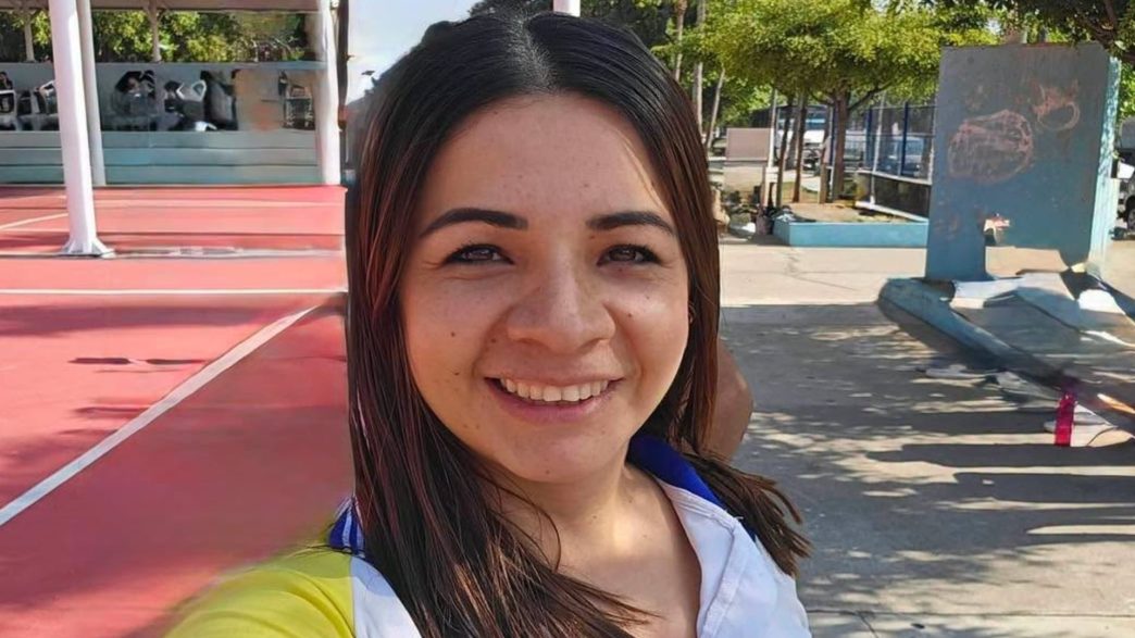 Asesinan a maestra del ISENCO en Manzanillo frente a sus hijos