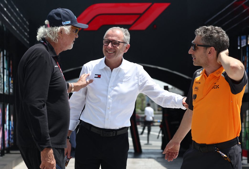 Briatore acusa a McLaren de irregularidades en el Caso Gasly durante una conferencia