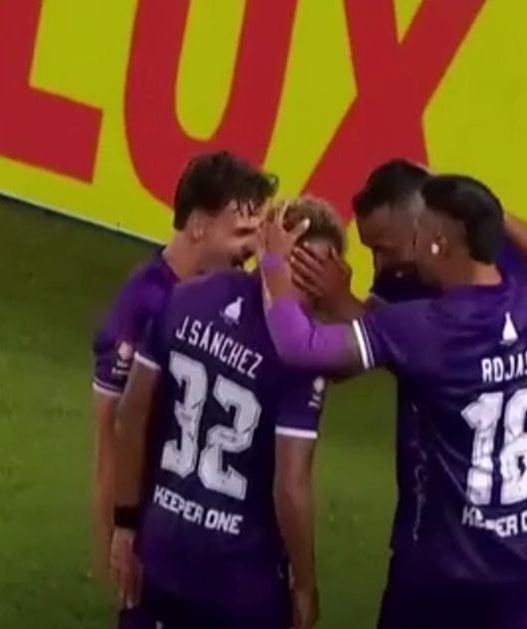 Jhon Sánchez adelanta a Comerciantes Unidos con un gol ante Universitario en el Torneo Clausura 2026