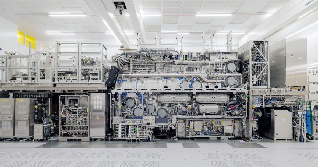China podría tardar 15 años en alcanzar tecnología de fabricación de chips de última generación