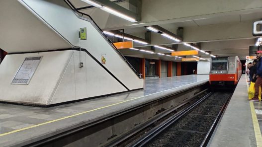 Retrasos en el Metro CDMX: Línea B enfrenta demoras