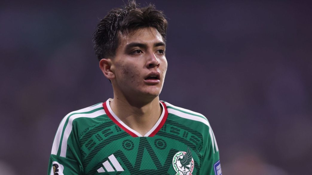La exclusión de Gilberto Mora entre los nominados al Balón de Oro 2026