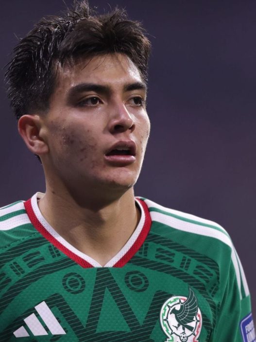 La exclusión de Gilberto Mora entre los nominados al Balón de Oro 2026