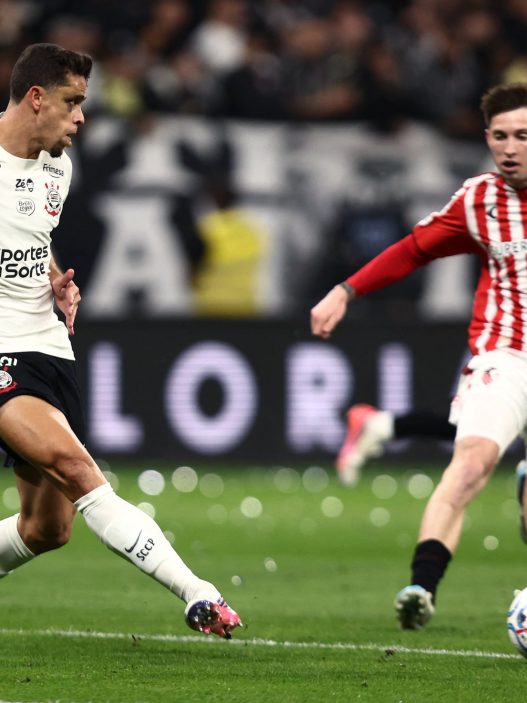 Estudiantes avanza a semifinales de la Copa Libertadores tras vencer a Corinthians