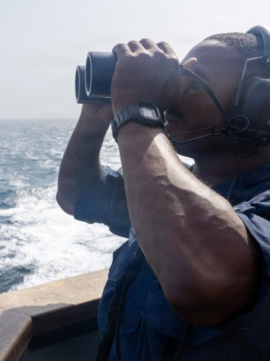 Estados Unidos aumenta intervenciones navales en el estrecho de Ormuz