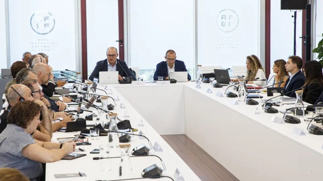 Reunión inicial de seguridad para la final de la Champions League 2027