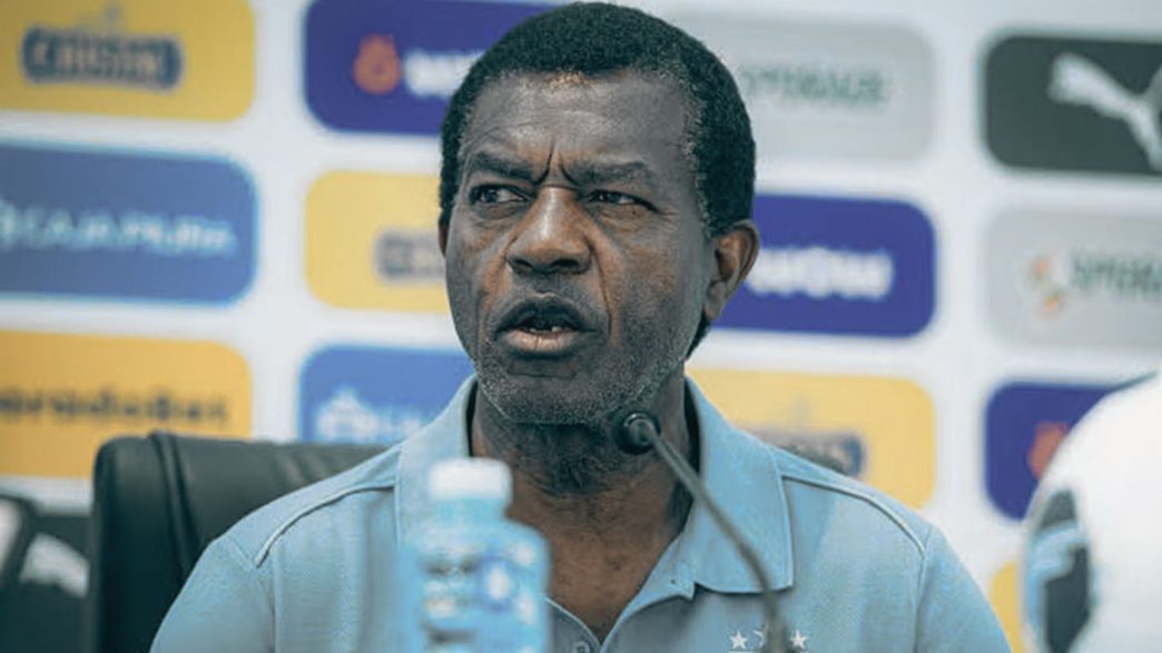 Futuro incierto para Julio César Uribe tras agresión en Sporting Cristal