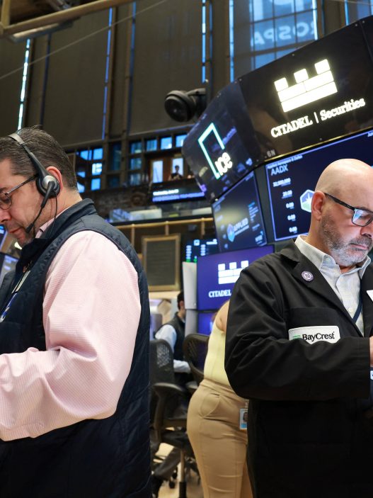 El riesgo país de Argentina reduce su distancia de los 500 puntos