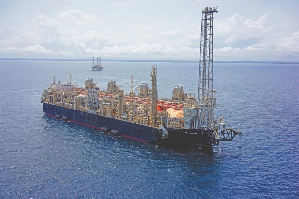 YPF inicia la venta de contratos para su ambicioso proyecto de GNL