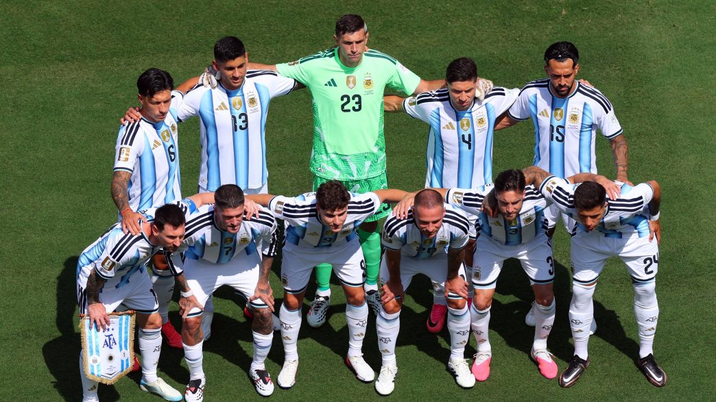 Seis futbolistas argentinos ausentes en la convocatoria para amistosos