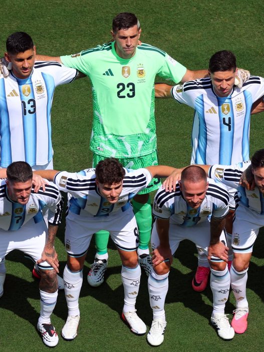 Seis futbolistas argentinos ausentes en la convocatoria para amistosos