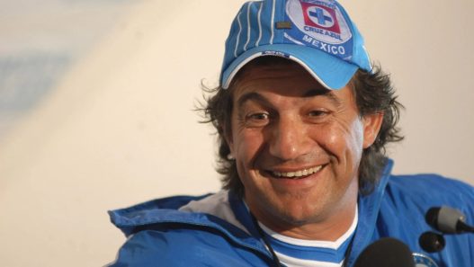Cruz Azul expresa su apoyo a Rubén Omar Romano tras su recuperación del cáncer de próstata