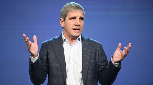 Caputo analiza el impacto político y económico de un triunfo de Bolsonaro en Brasil y la coyuntura argentina
